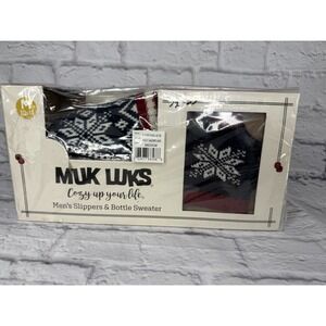 MUK LUKS Men's M 10-11 Navy Snowflakes Slippers With Bottle Sweater New